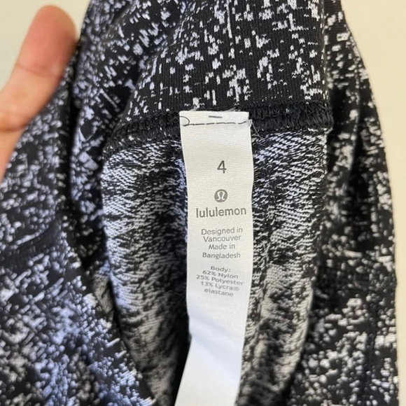 Lululemon Wunder Under Crop (High-Rise) *21" - Picture 10 of 12